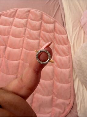 Gold Circle Halo Ring with Pavé diamonds size 6